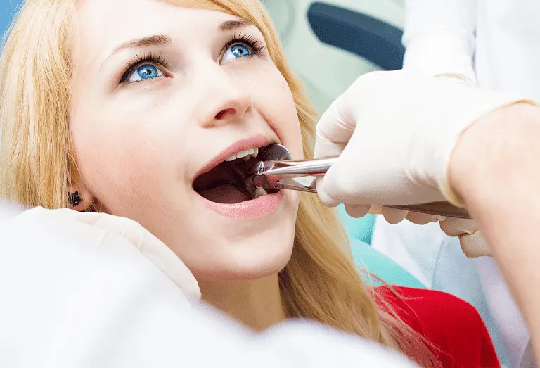 Immediate Relief: Emergency Tooth Extraction Services